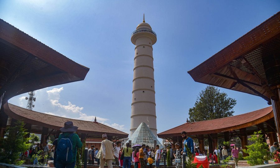 Dharahara tower rising above the surrounding pavilions in central Kathmandu